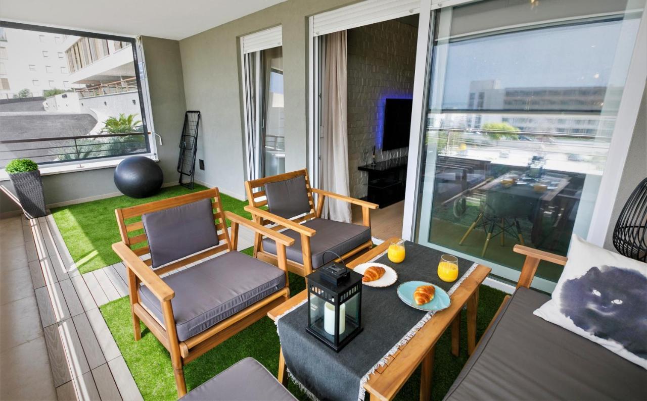 Luxury Apartment 4Seasons With Garage Split Exterior photo